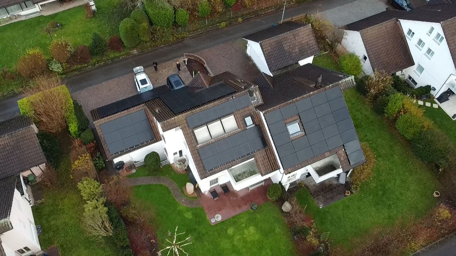 Photovoltaik-Anlage Aufdach für Einfamilienhaus am Zürichsee