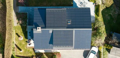 Photovoltaik-Indachanlage im Rahmen einer Dachsanierung eines Einfamilienhauses